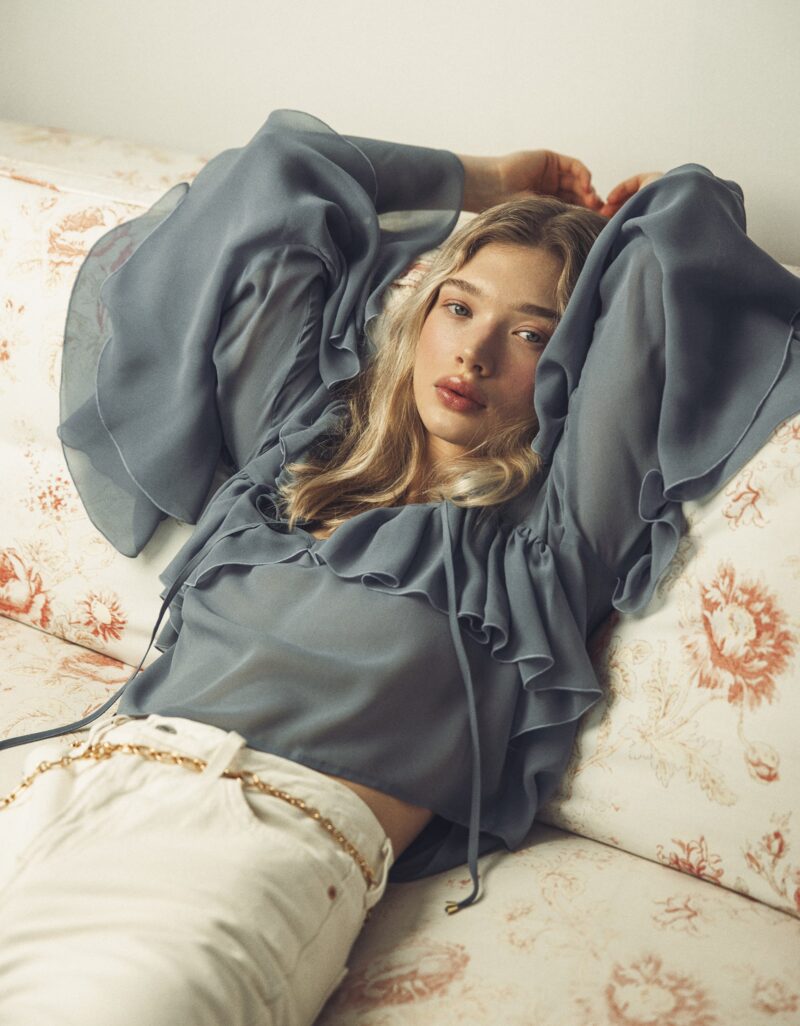 Bluzka z jedwabnej żorżety Chloe - niebieska